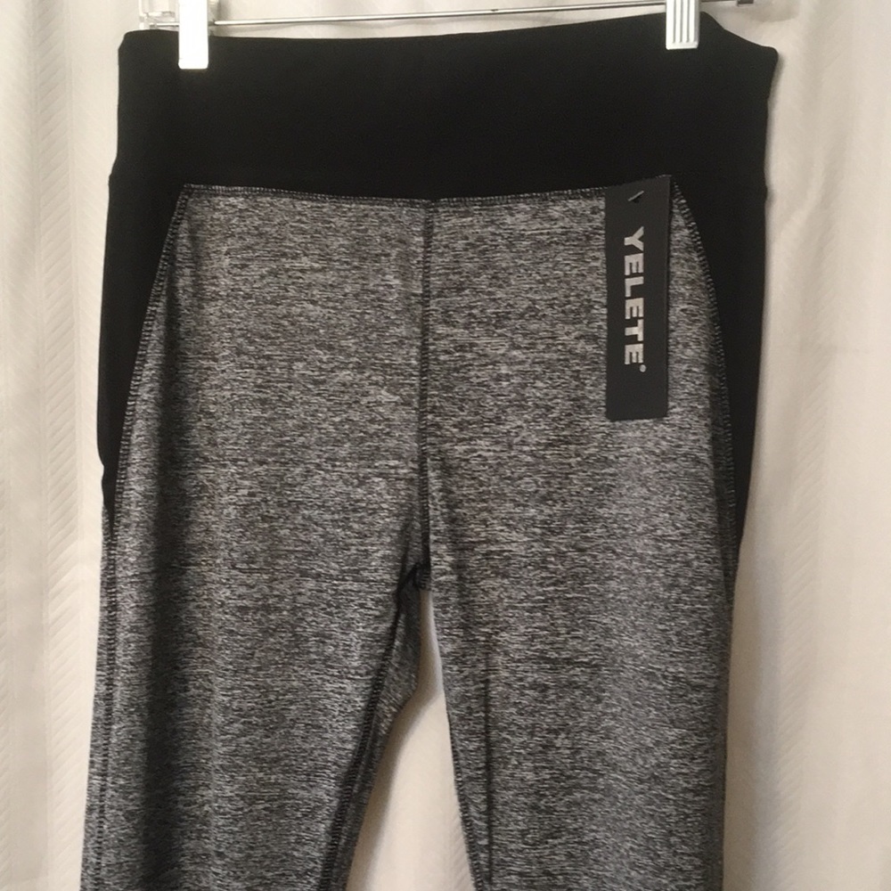 Yelete yoga/workout pants. Cute and flattering design.